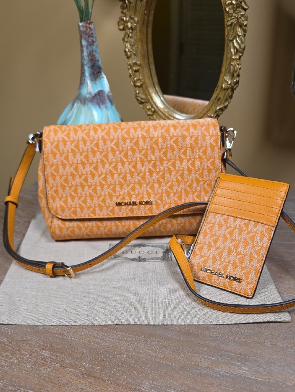 Michael Kors Signature JetSet MK Crossbody (NWT) w/ Matching Card Holder (NWOT) - Picture 10 of 14